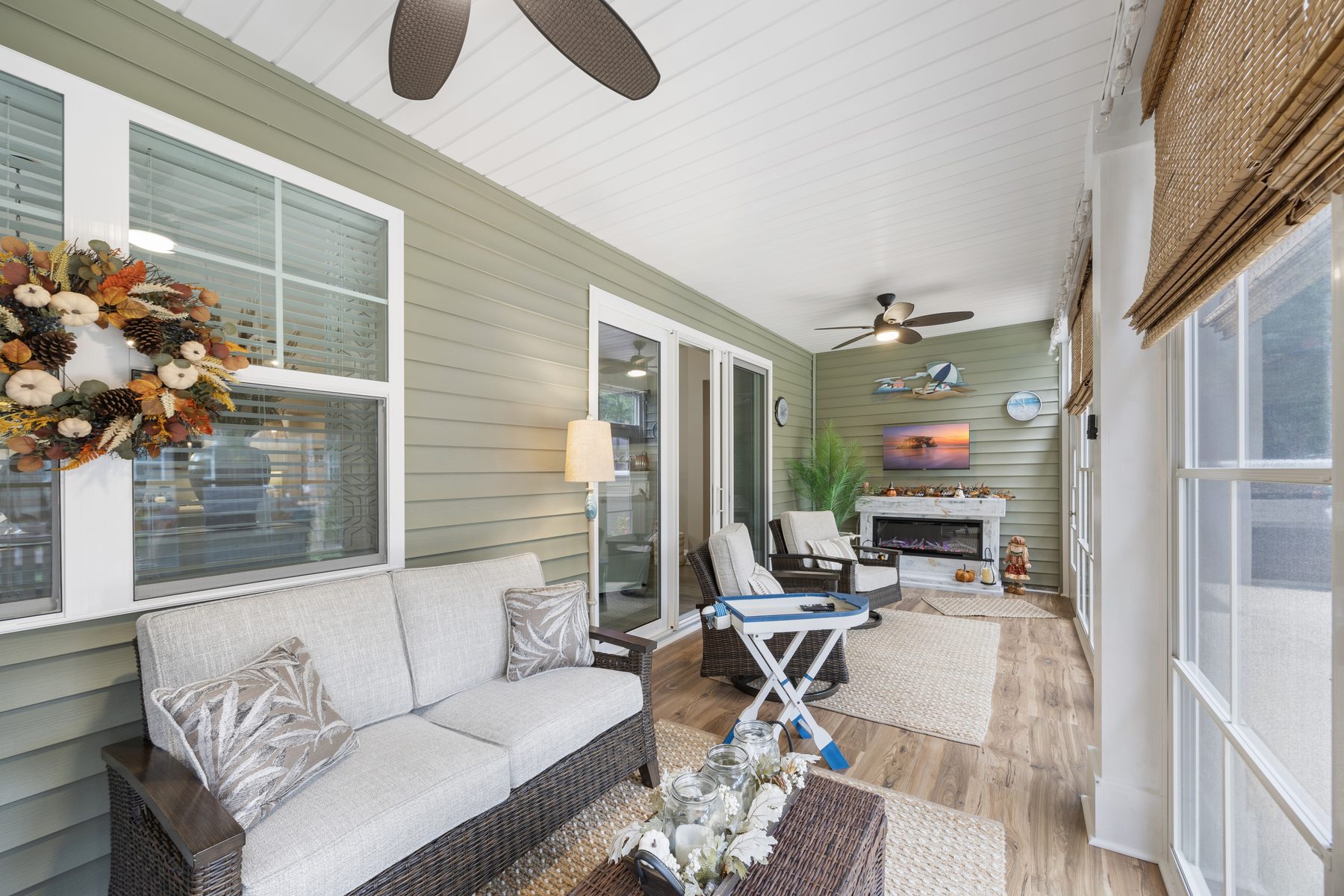 Screened sunroom